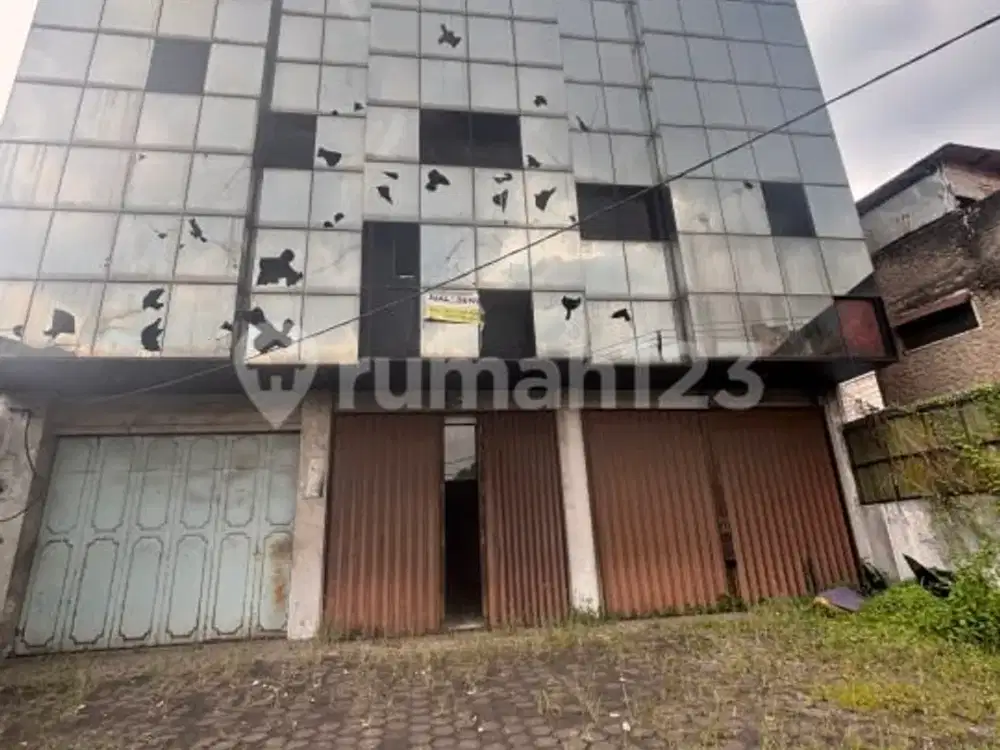 Dijual Ruko Rendeng Strategis di Mainroad Moh Toha Bandung