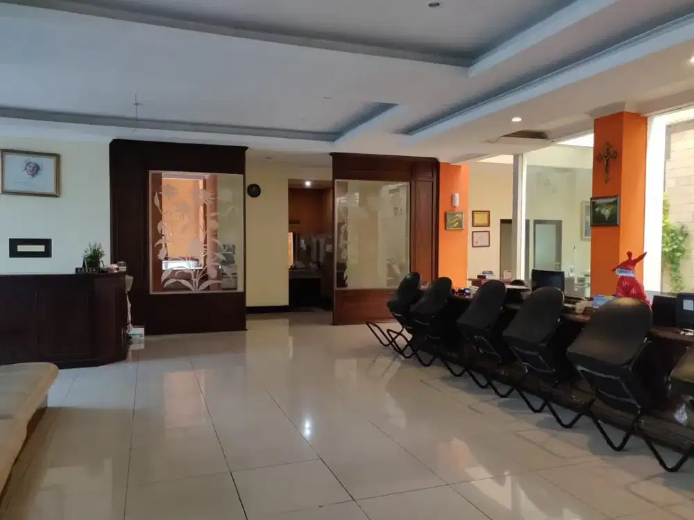 DIJUAL GEDUNG KOMERSIAL DI KAWASAN SUPRATMAN BANDUNG STRATEGIS