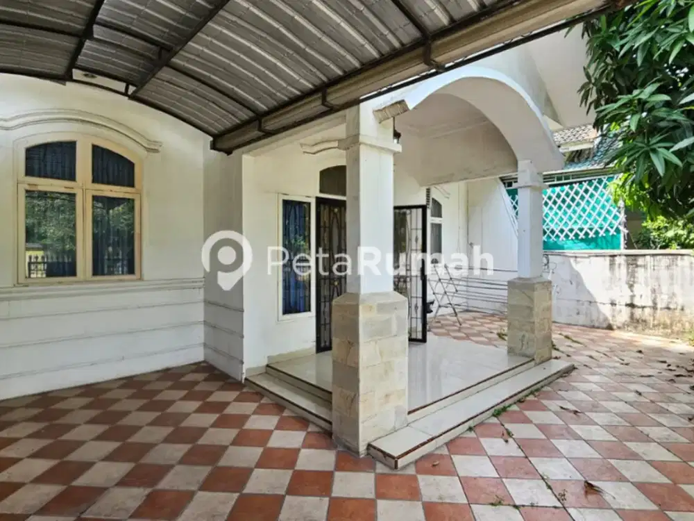 DIJUAL VILLA JALAN METAL RAYA KOMPLEK CEMARA HIJAU - MEDAN ESTATE DEKAT CEMARA ASRI (vincent)