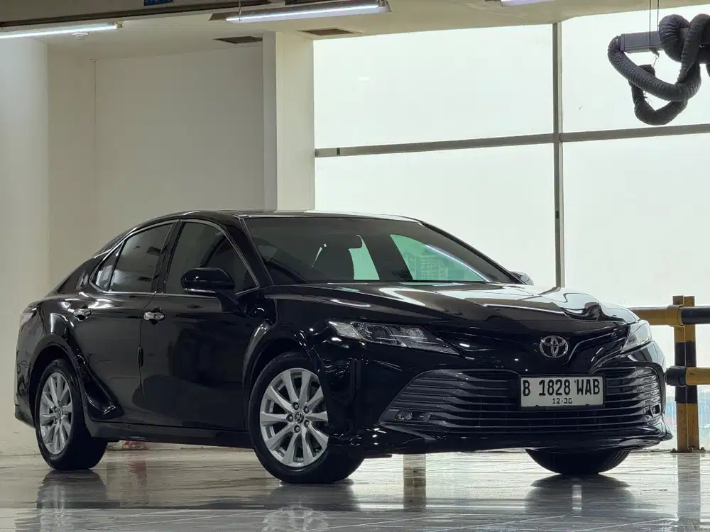 Good condition! Toyota Camry v 2020 matic bensin