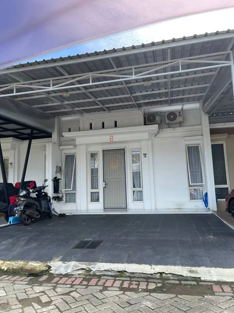 DIJUAL RUMAH AMARYLIS TANJUNG BUNGA, BARU SELESAI RENOV, BISA NEGO