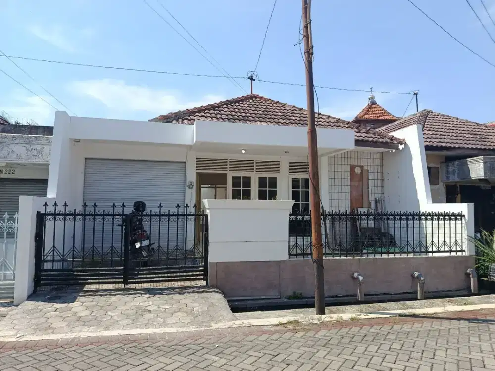 Rumah siap huni dan nyaman daerah Tanah Mas Semarang - 11471