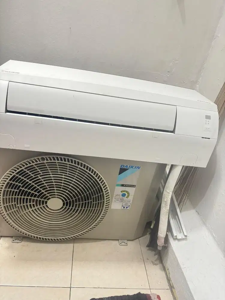 Jual Murah AC Daikin FTKE15YV14 1/2PK (5.000BTU/h)