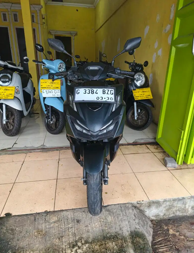 VARIO 160 CBS 2025