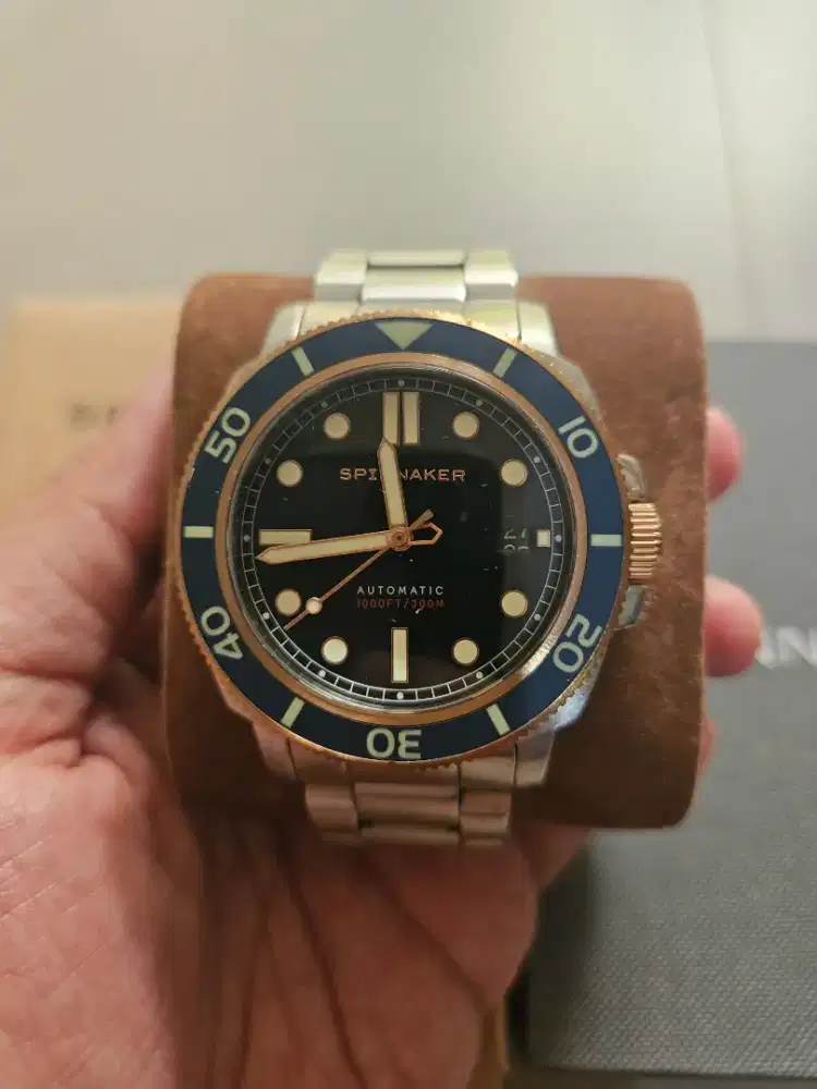 Jam spinnaker hull diver automatic