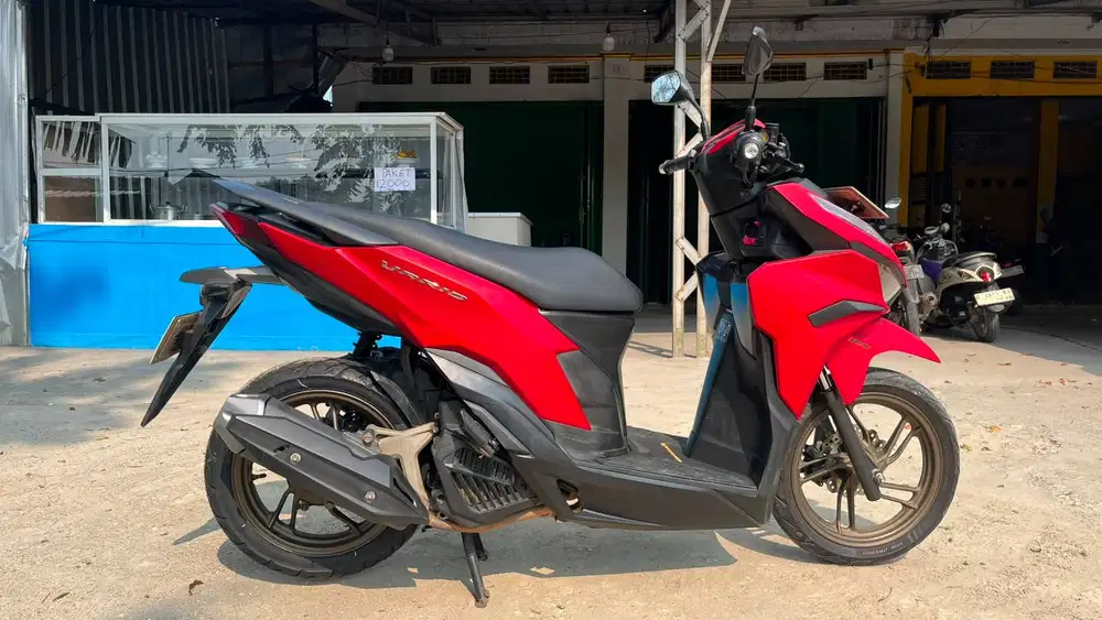 VARIO 125 ESP CBS ISS TAHUN 2024