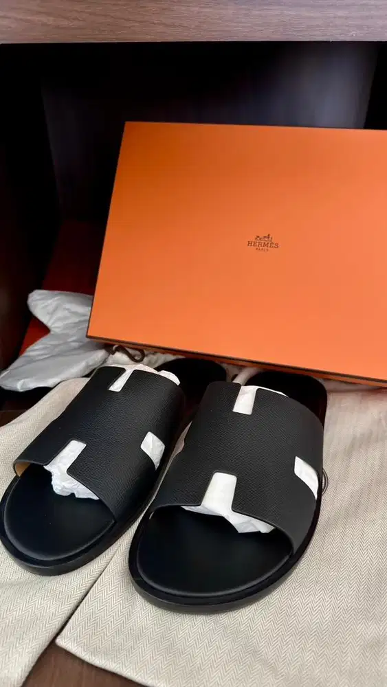 Hermes Izmir Sandal Noir/Black size 44,5