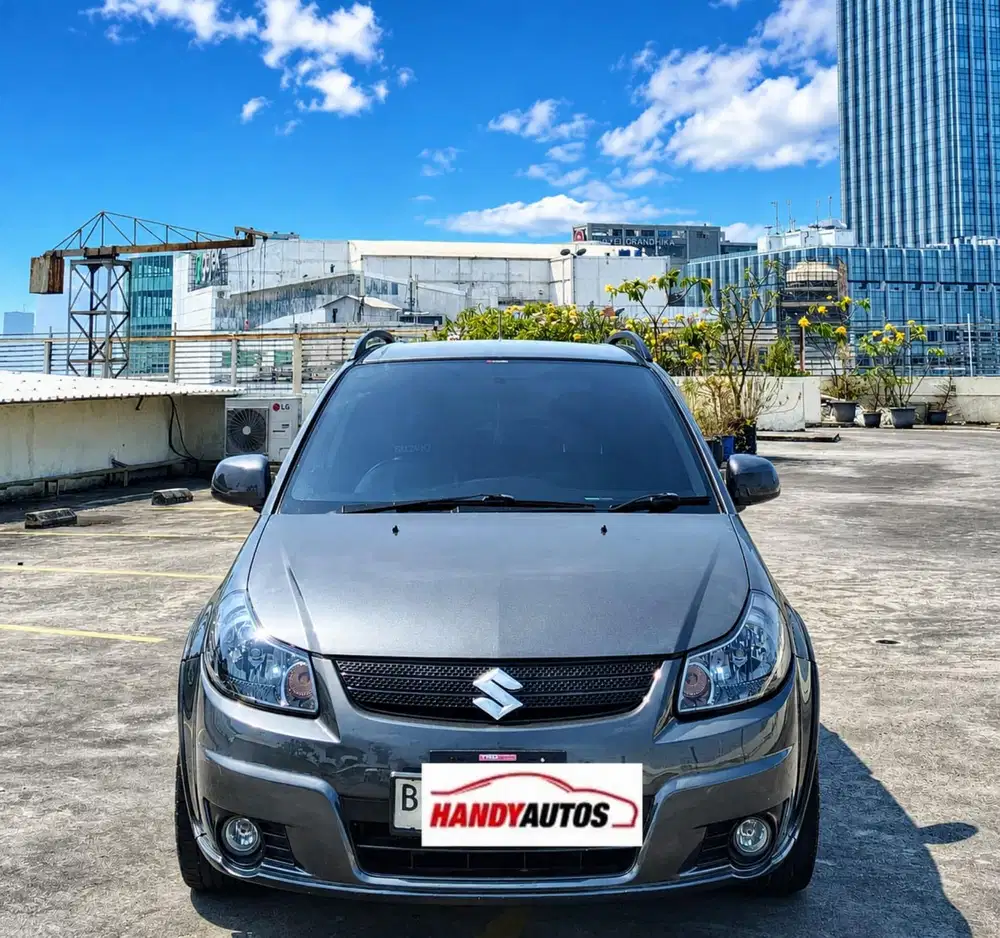 Suzuki Sx4 X-Over Tahun 2007 Automatic Hitam Metalik