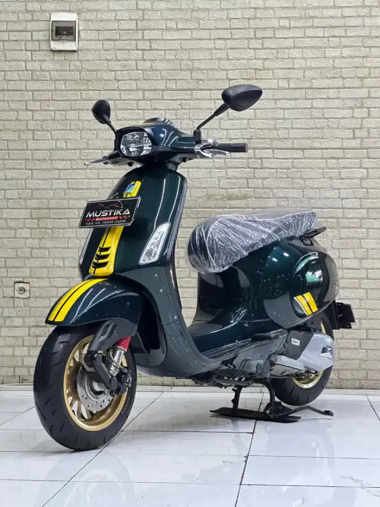 LANGKA‼️Vespa Sprint 150 ABS 2020 Racing Sixties Limited Edition