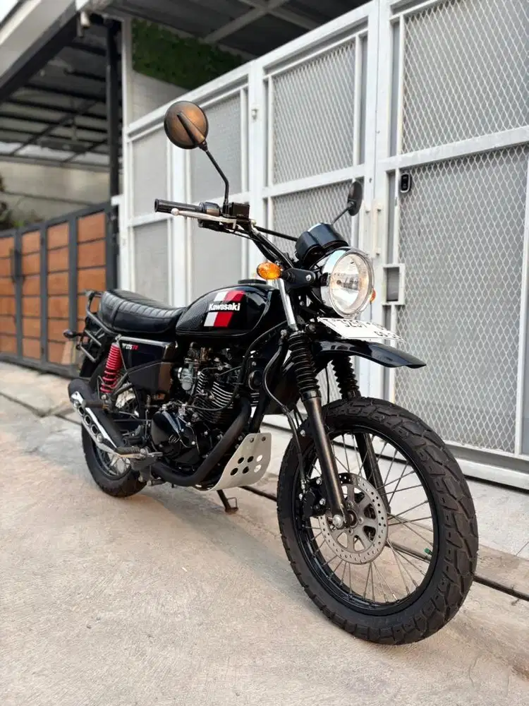W175 TR - Low Km