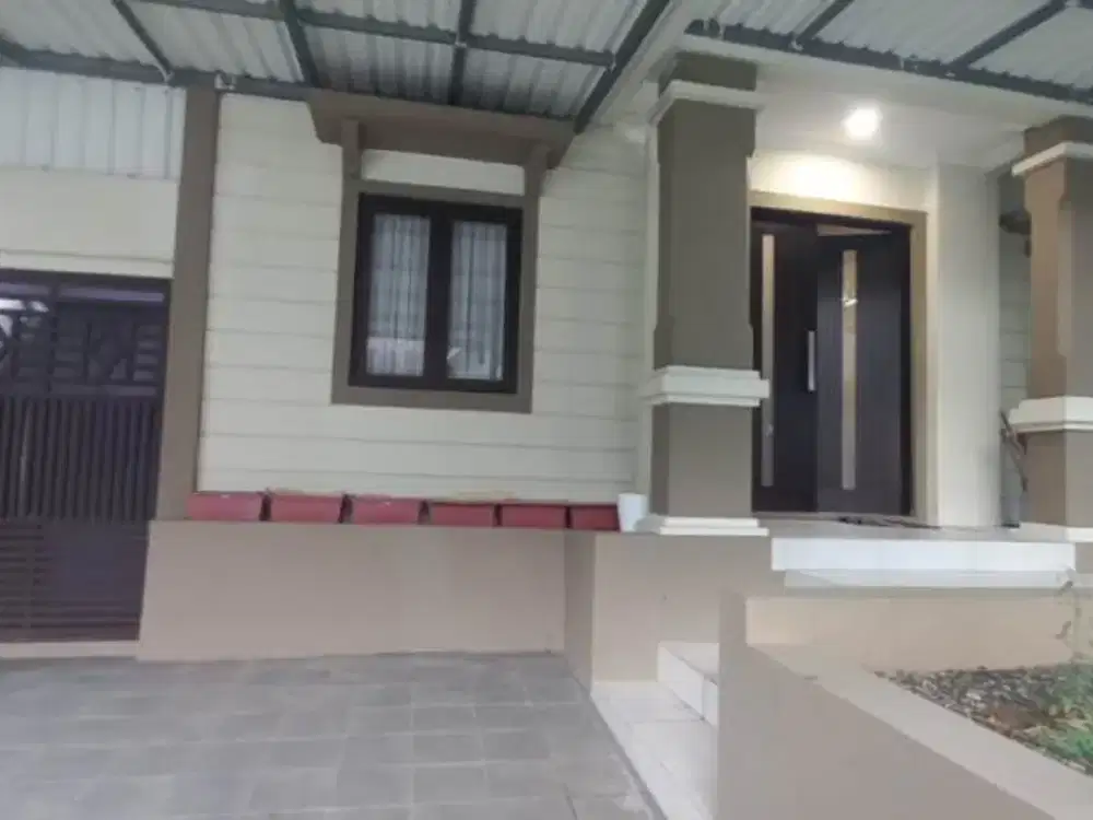 Dijual Rumah 2 Lantai Full Furnished Siap Huni LOkasi di KOta Baru Parahyangan Tatar Pitaloka Bandung