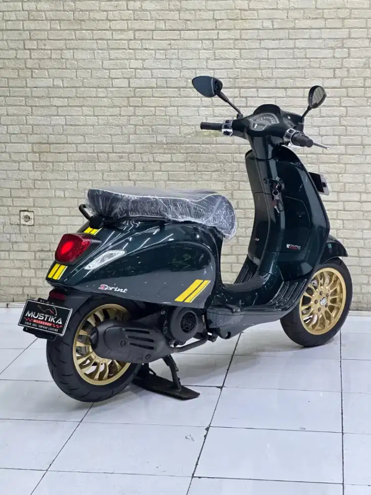 LANGKA‼️Vespa Sprint 150 ABS 2020 Racing Sixties Limited Edition