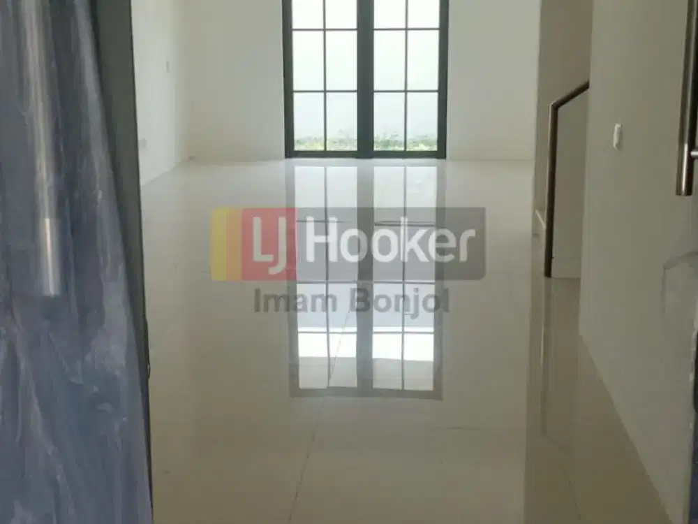 Disewakan rumah 2 lantai siap huni Unfurnished Citragrand Semarang 9039