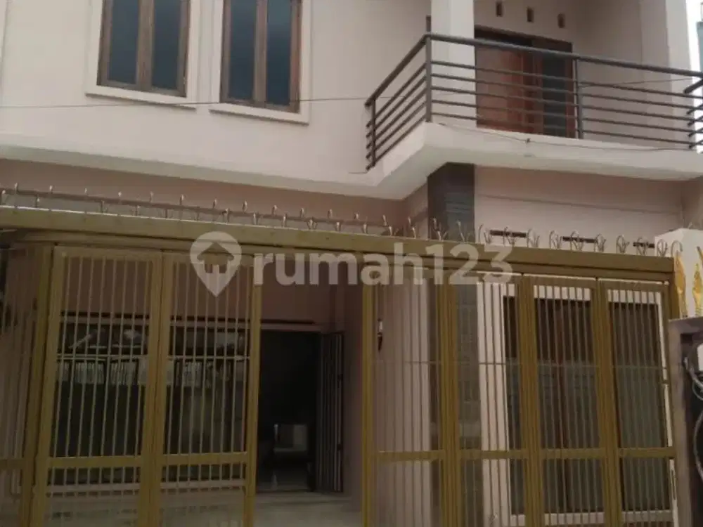 DIJUAL RUMAH SIAP HUNI SAYAP PAJAJARAN  BANDUNG DEKAT RS CICENDO