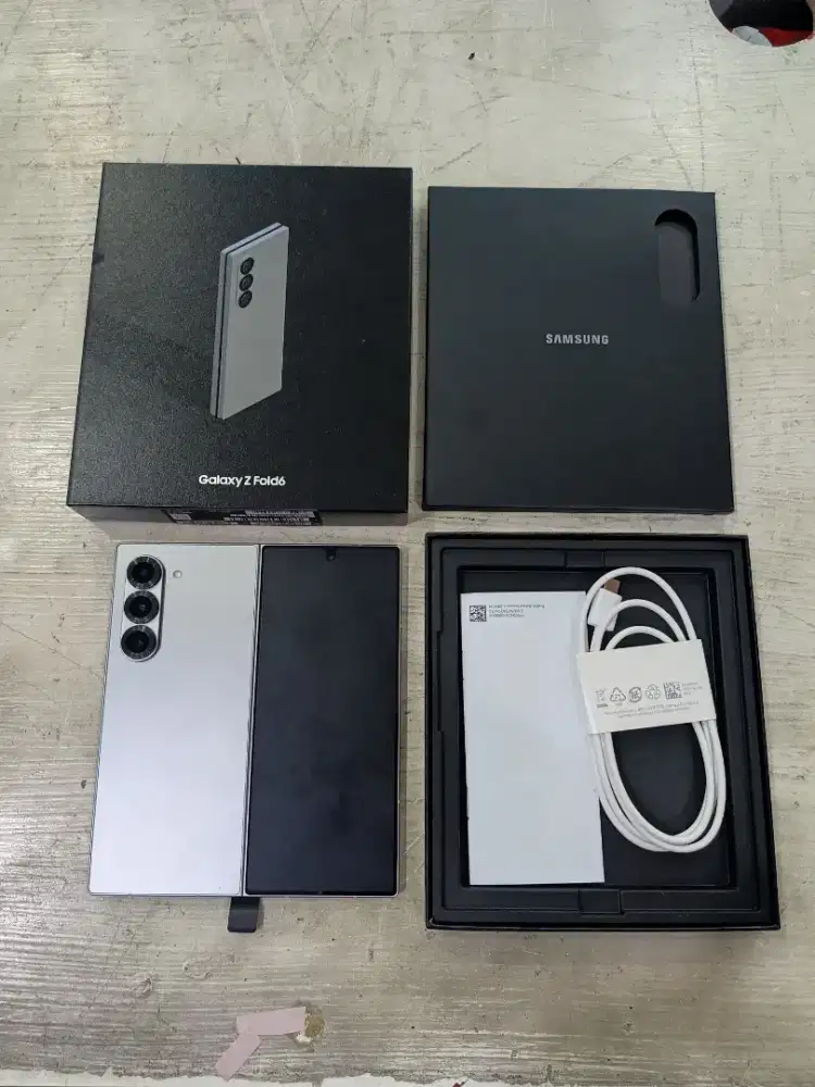 Samsung Z Fold 6 12/512