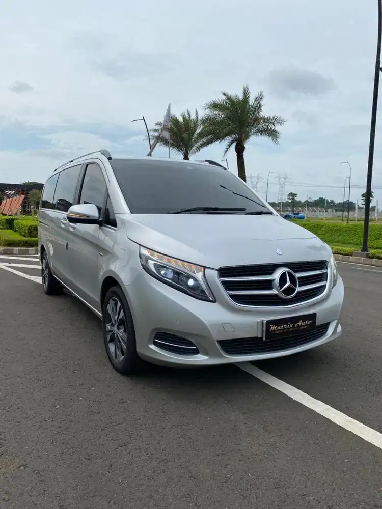 Mercedes-Benz V220 2014 Diesel