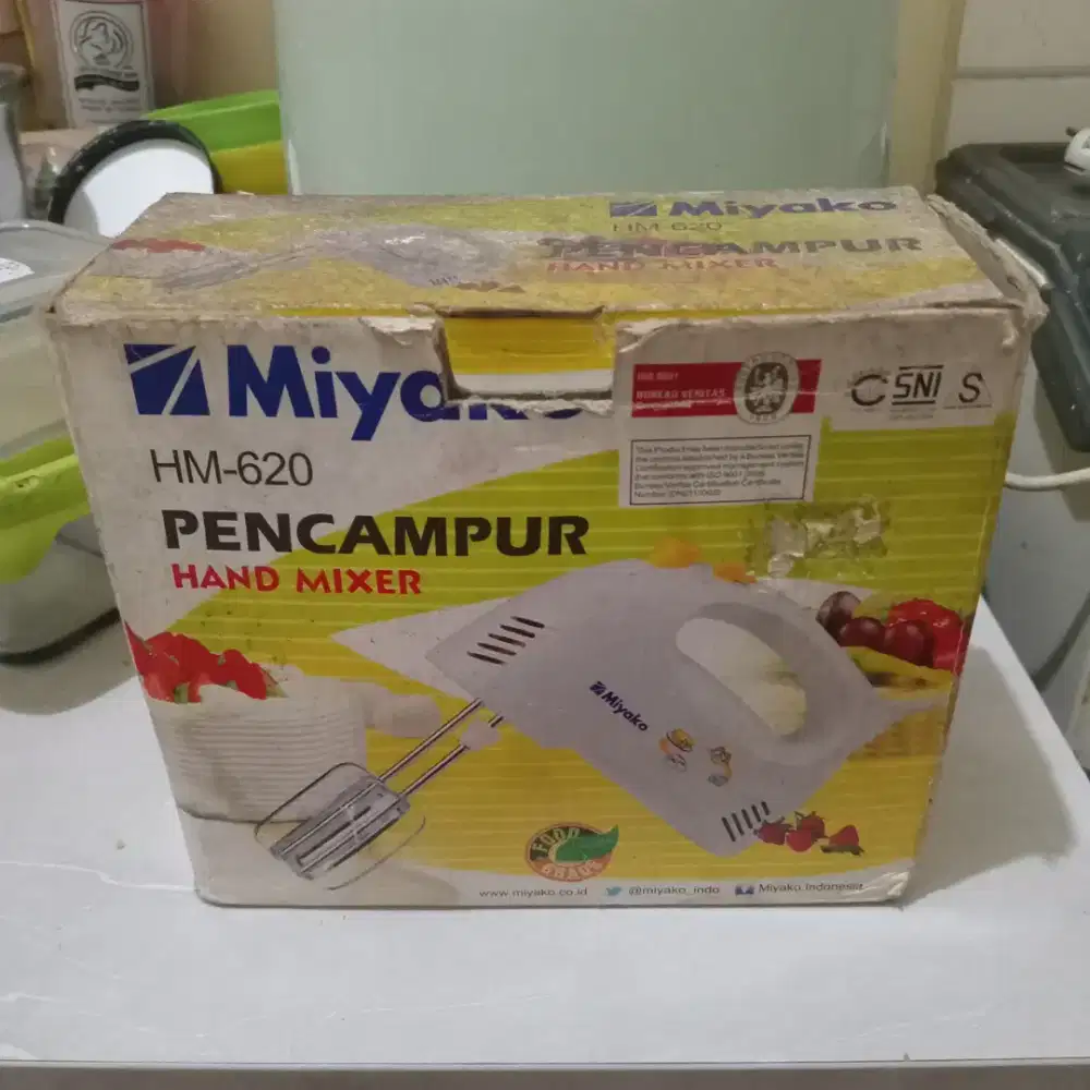 Hand Mixer Tanpa Tombol TURBO Merk Miyako Tipe HM-620 (Kondisi Bekas)