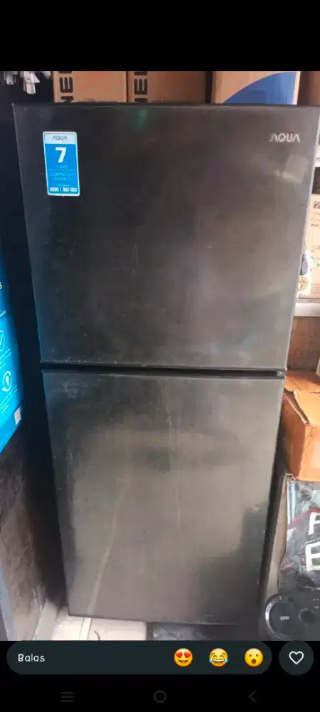 Merek aqua masih dingin
