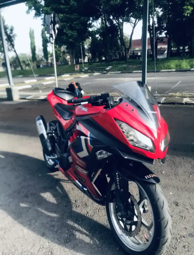 Jual motor kawasaki ninja 250fi