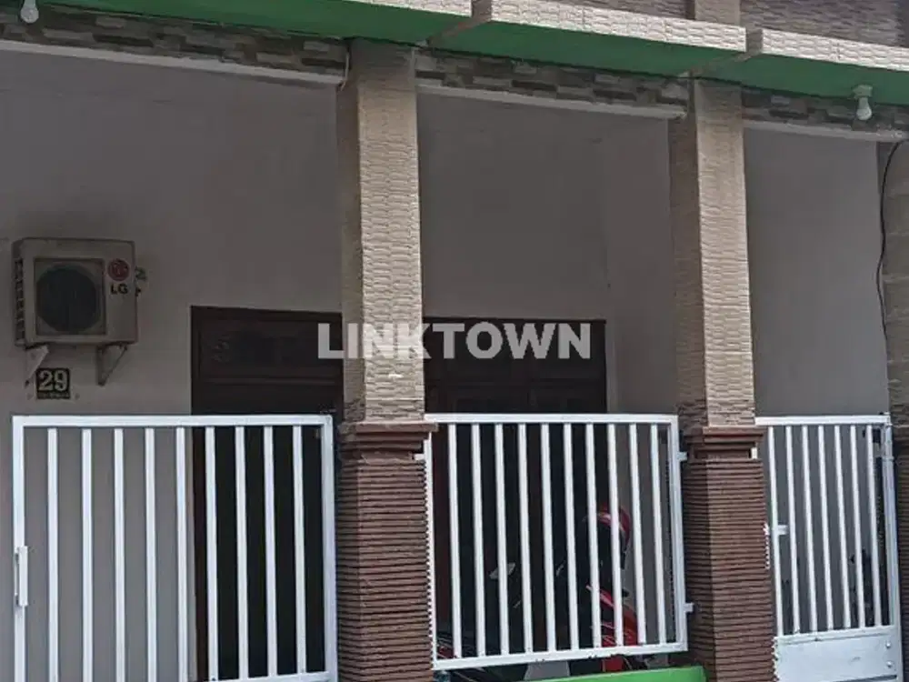 Dibawah Harga Pasar Rumah 2 Lantai Semifurnished di Gresik Kota Baru