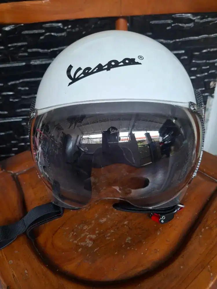Helem vespa carbon