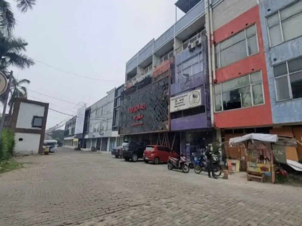 Jual Sangat Murah Ruko Gandeng 3 Unit Lokasi Super Strategis di Transyogi Cibubur Dekat Tol Cibubur