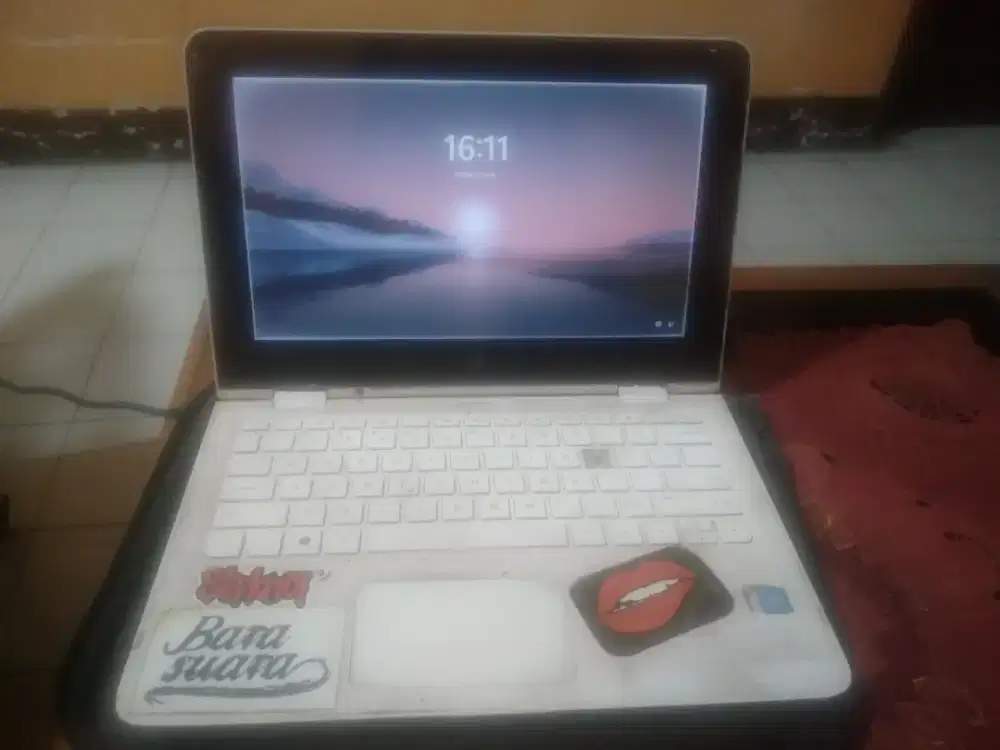 laptop hp convertible x360 11 ab1xx

Minus di layar sentuh touchscreen