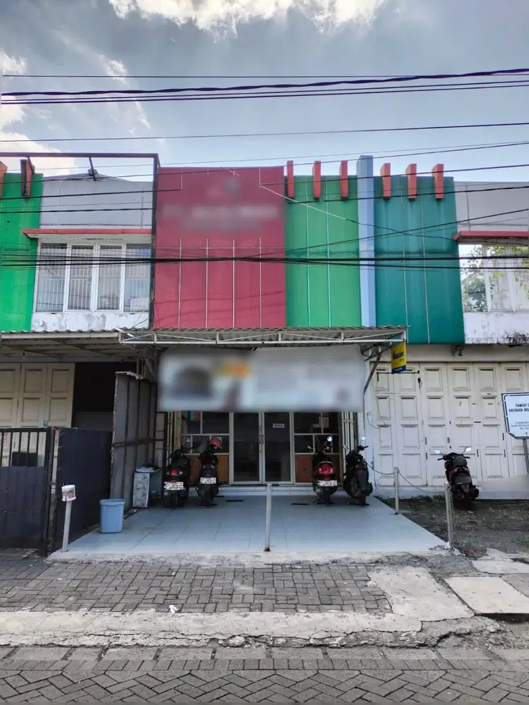 DIJUAL RUKO KETINTANG BARU! LOKASI SUPER RAMAI DAN STRATEGIS!