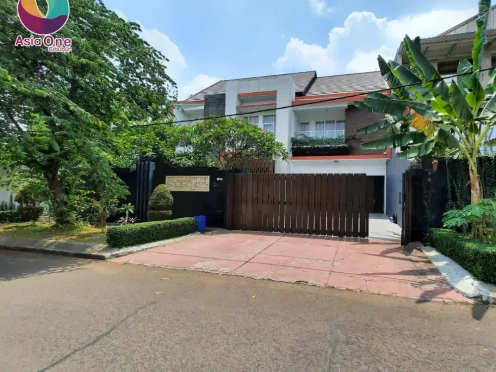 Dijual Rumah Luas Megah Furnished SHM di Bukit Golf Cibubur