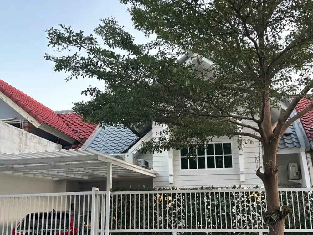 DIJUAL RUMAH AMERIKA KLASIK JALAN LEBAR HARGA MURAH DI PURI GARDENA