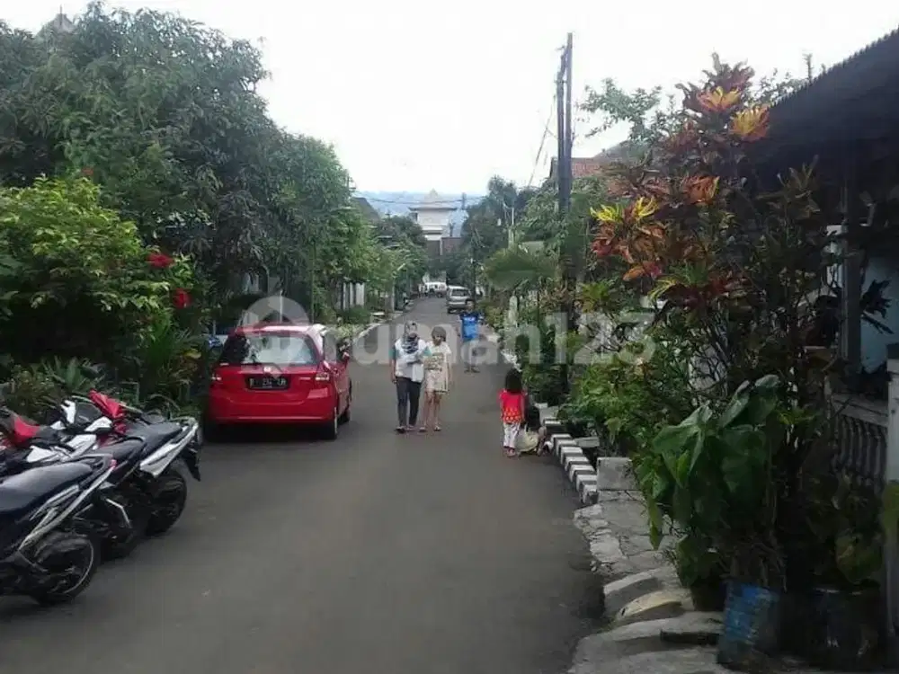Rumah Kost Harga Dibawah NJOP di Tengah Kota Dekat Universitas