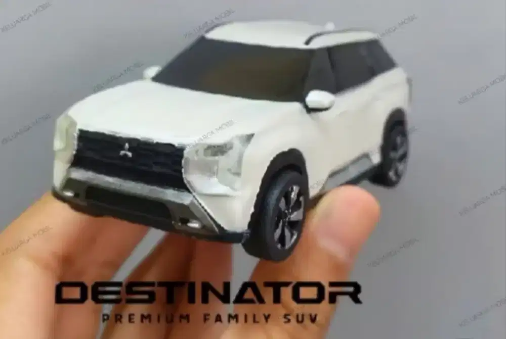 Mitsubishi Destinator Diecast