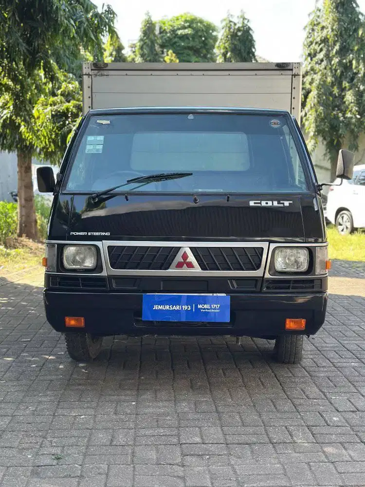 MITSUBITSHI 2020 L300 BOX 2.5 M/T HITAM MURAH MOBIL1717 JEMURSARI