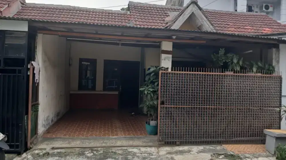 Dijual Rumah di Perumahan Puri Permata Cipondoh