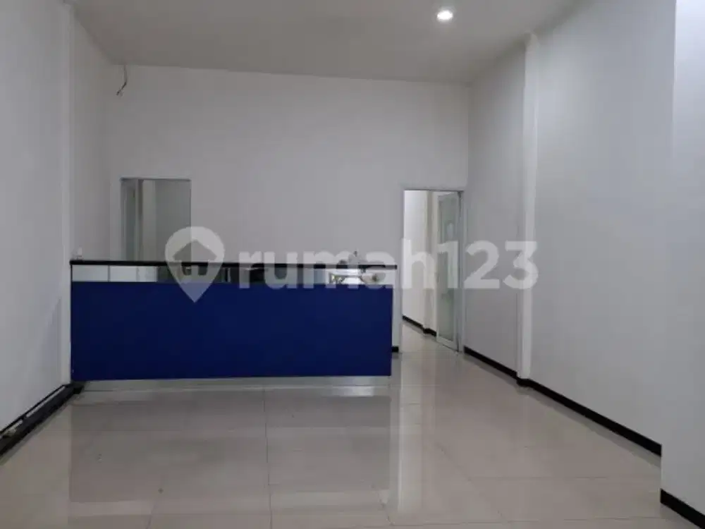 Dijual Ruko Siap Pakai Di Jalan Karapitan Kecamatan Lengkong Bandung