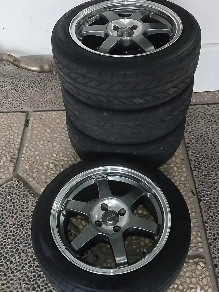 Velg ring 16 berikut ban 195/50 champiro