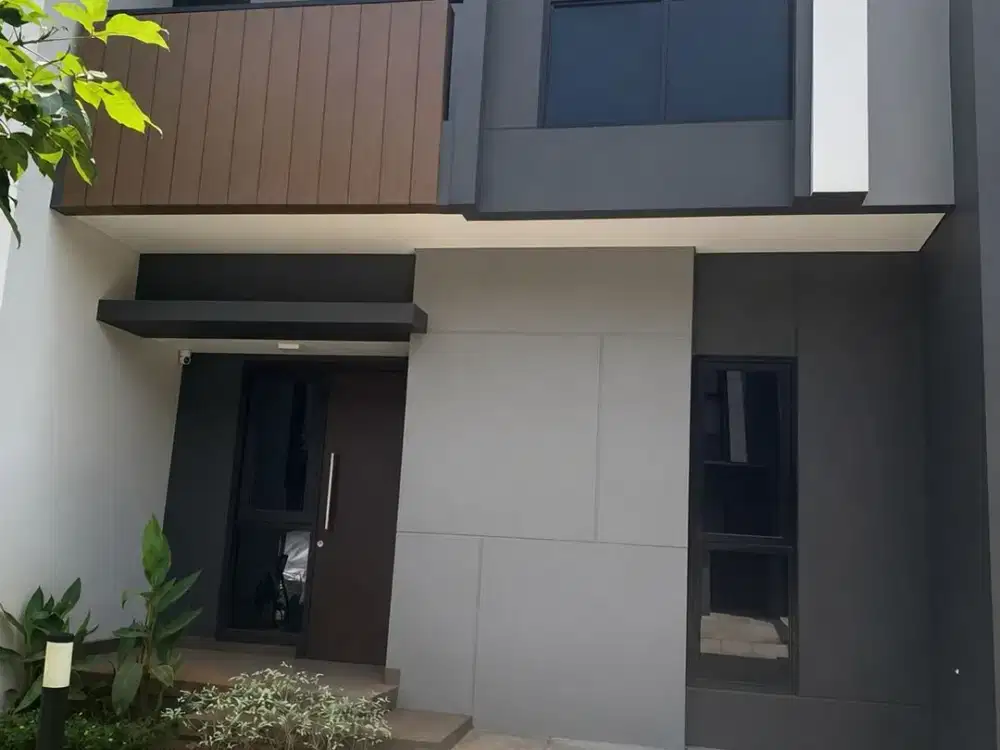 Disewakan Rumah di Cluster Regia Summarecon Crown Gading