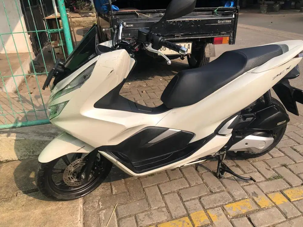 Honda PCX 150 CBS 2021 Putih | NEGO