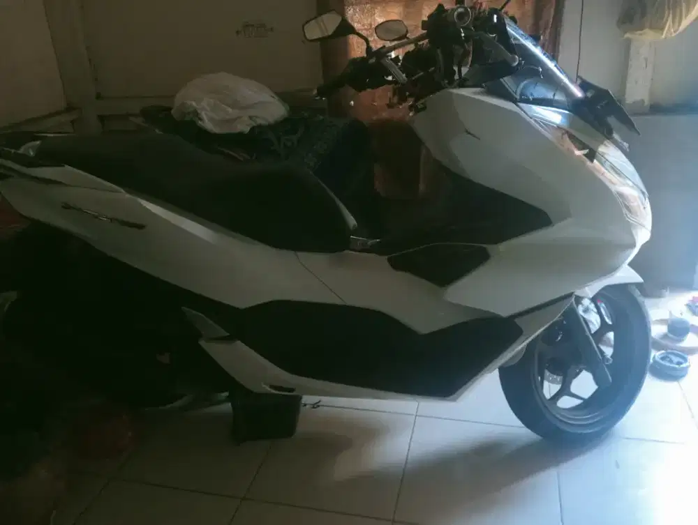 PCX ABS 2023 an pertama