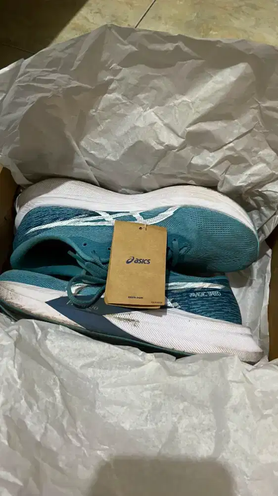 Asics Magic Speed 4