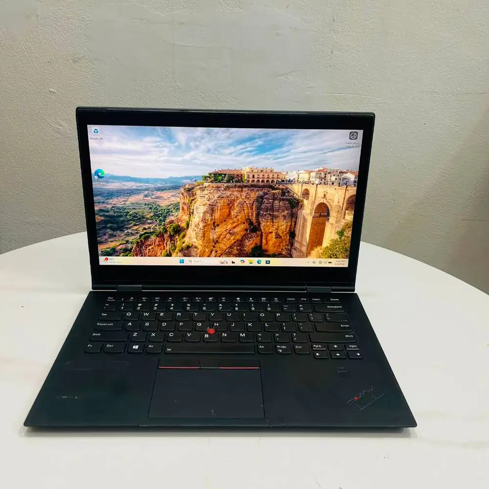 LENOVO THINKPAD X1 YOGA TOUCHSCREEN i7gen8  Ram 16Gb  SSD 256Gb *REC
