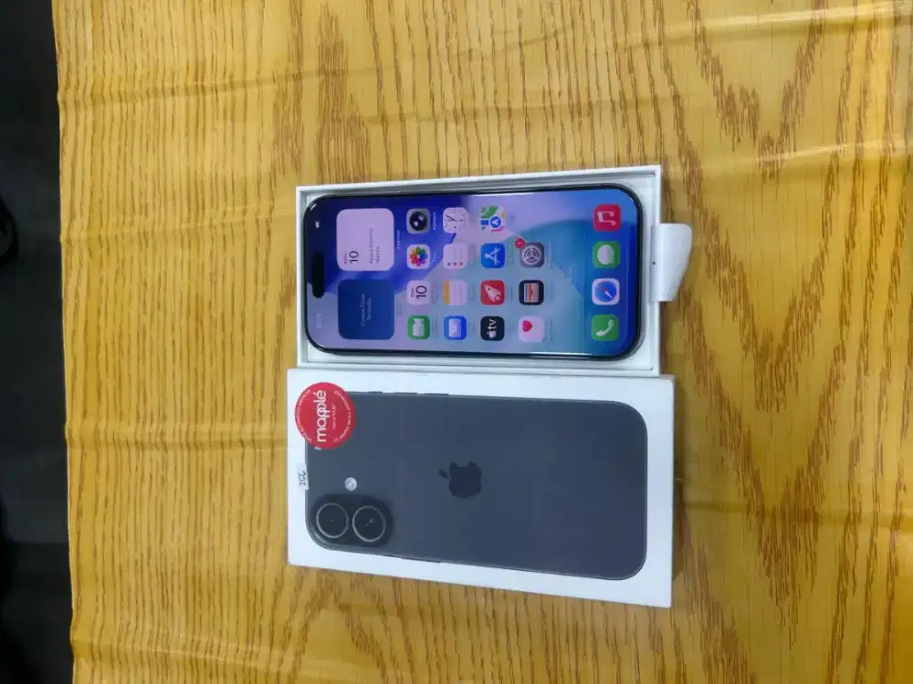iPhone 17 Basic 256Gb iBox Black Mulus Garansi Sampai Maret 2027 Fllst