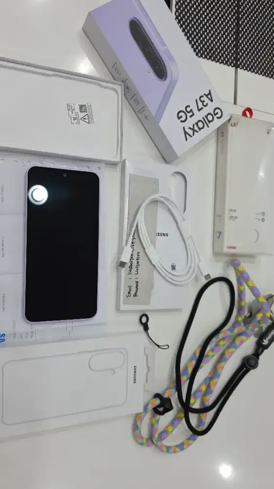 Samsung Galaxy A37