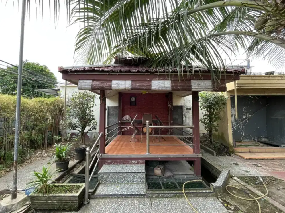 Villa di Setia Budi Jl.Karyawan