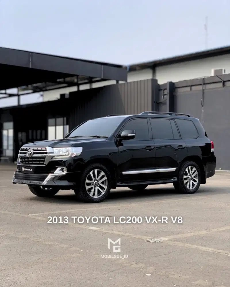 HOT DEAL!!! 2013 Toyota Land Cruiser VX-R200 V8