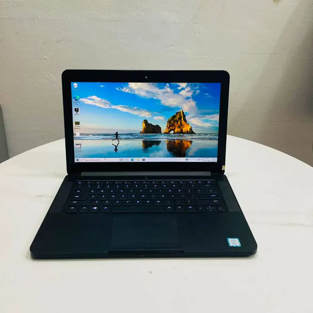 RAZER BLADE core i7 gen 7  Ram 16 Gb   Ssd 256 Gb dual vga *REC