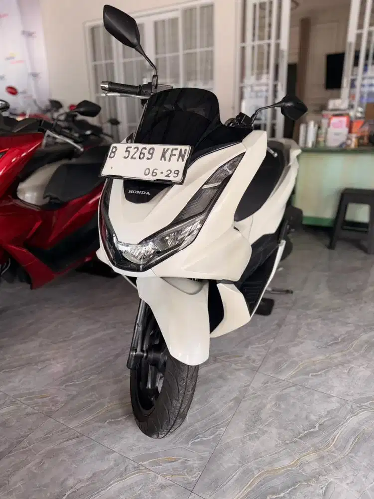 CASH KREIDT PCX 160 2024 BEKASI MULUS