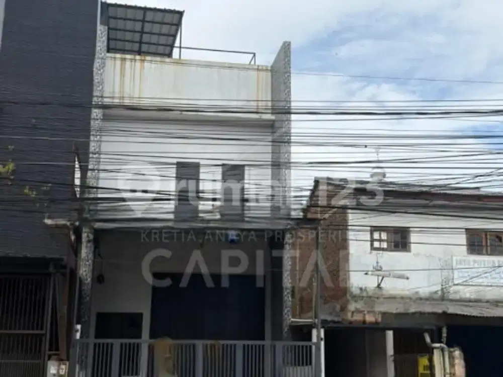 Ruko Siap Pakai 3 Lantai Lokasi Strategis di Terusan Kopo Soreang