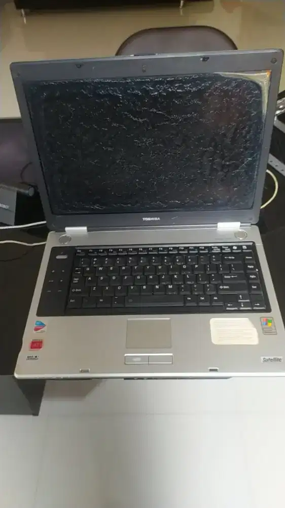 Laptop Toshiba Mati