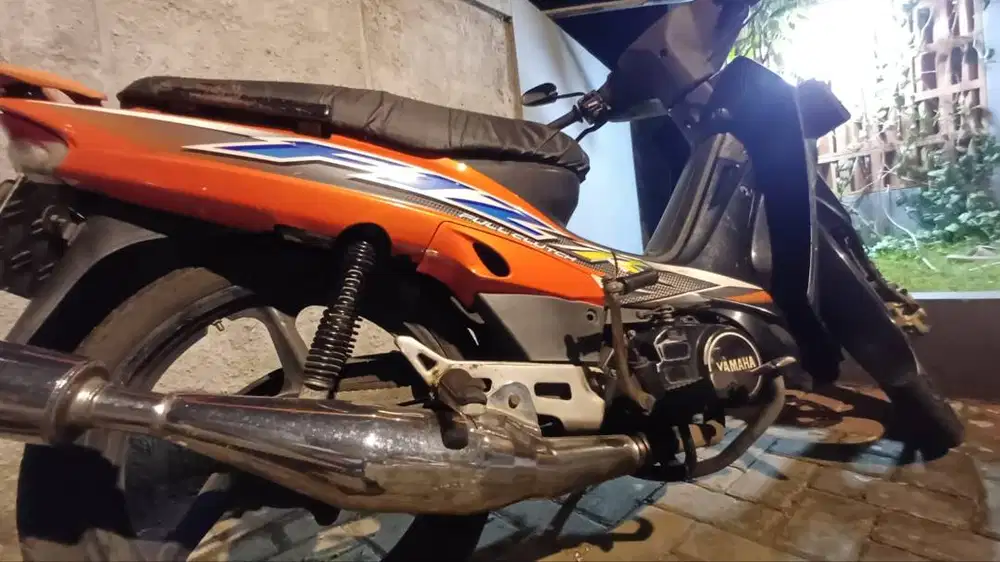 F1ZR 2004 Hitam Ganteng